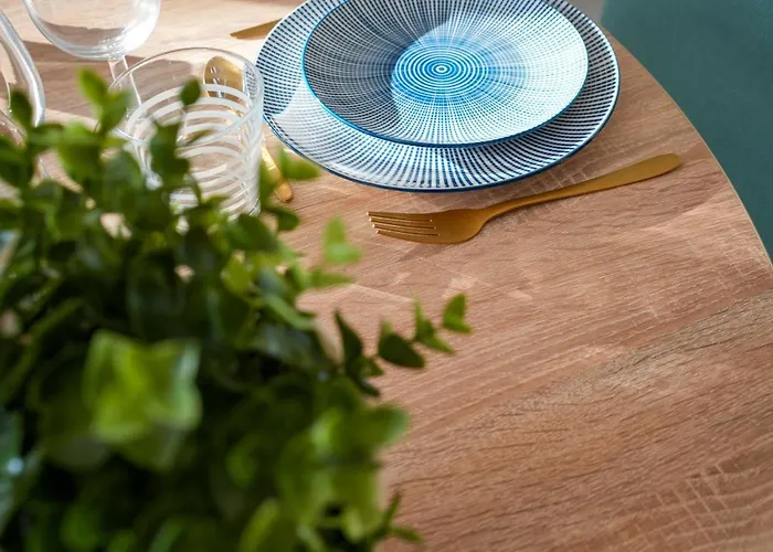 Neuf, Avec Terrasse, Parking Et Ascenseur *